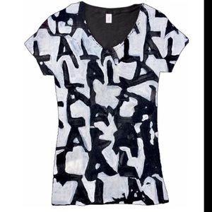 Printed Tee-Shirt Art V-Neck Organic Soft Cotton